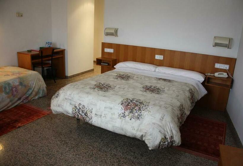 Отель La Brasa De Riudarenes