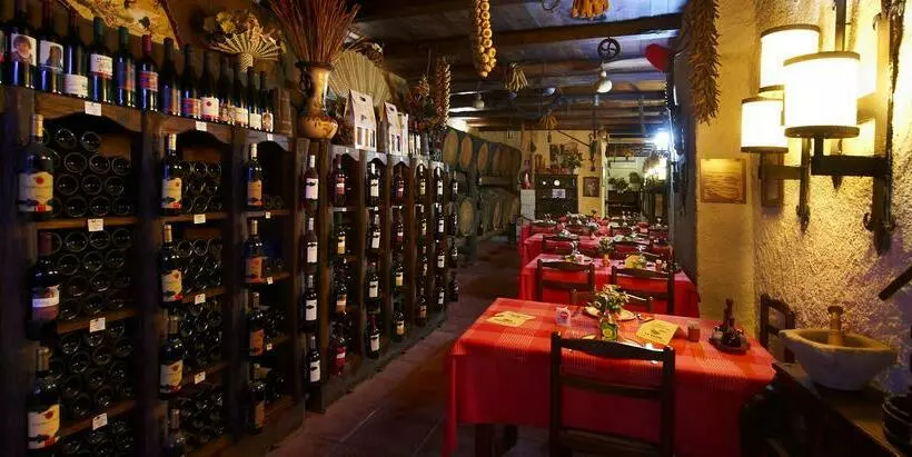 هتل La Brasa De Riudarenes