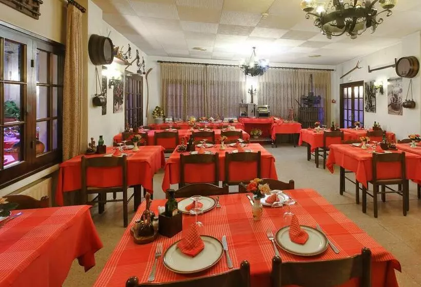 هتل La Brasa De Riudarenes