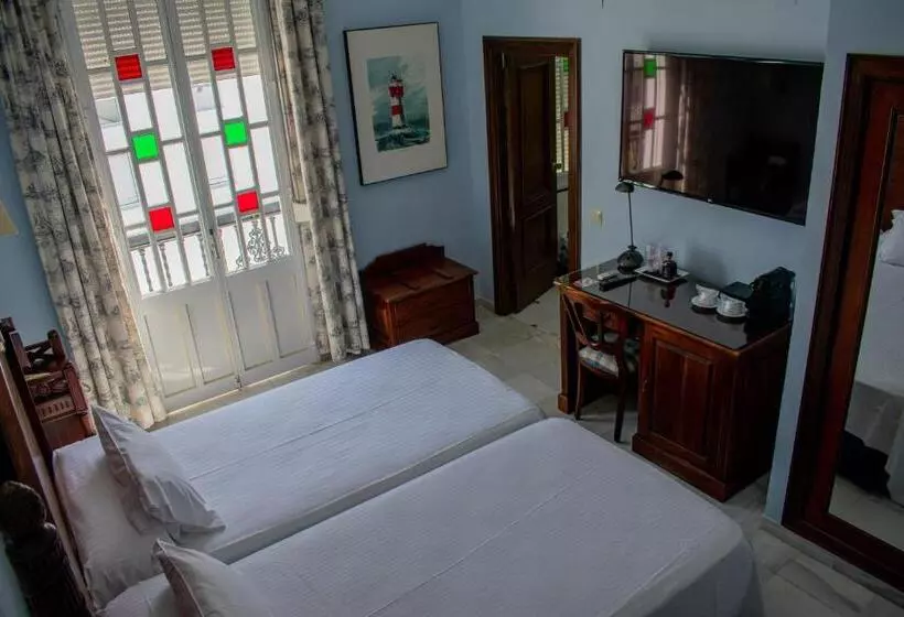 Hotelli Playa De Regla