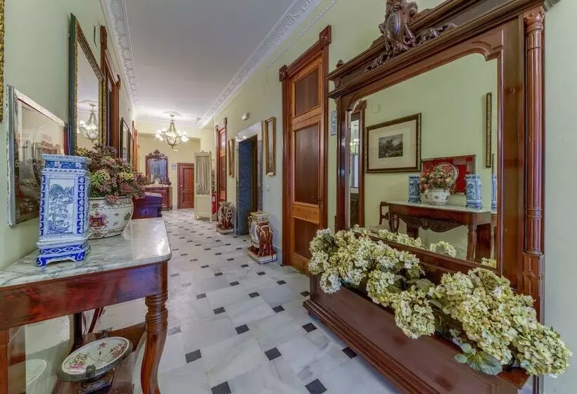 Hotelli Playa De Regla