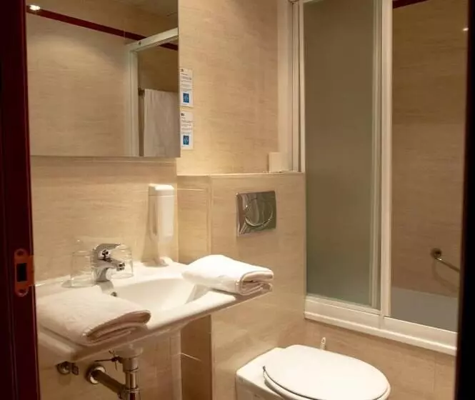 Hotel Villa De Barajas