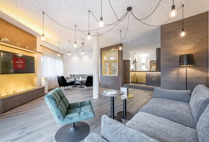 فندق Alpenparks Chalet & Apartment Alpina Seefeld