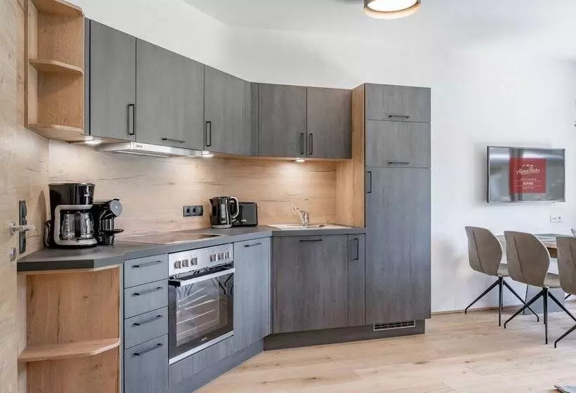 Hotel Alpenparks Chalet & Apartment Alpina Seefeld