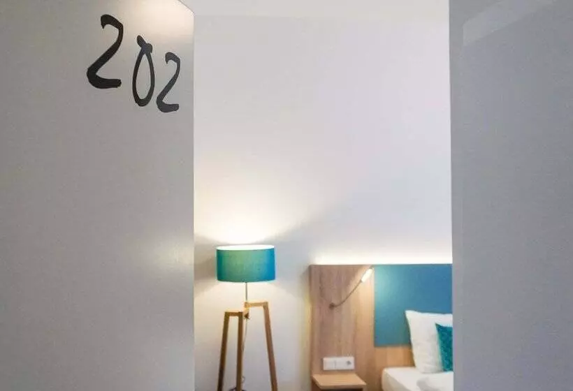 ホテル Dauntown Rooms   Self Check In