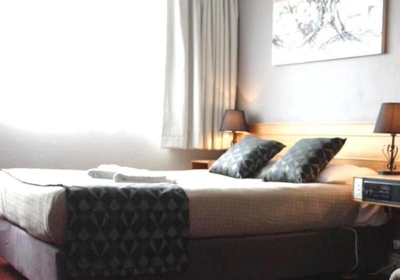 בית מלון כפרי Country Comfort Armidale