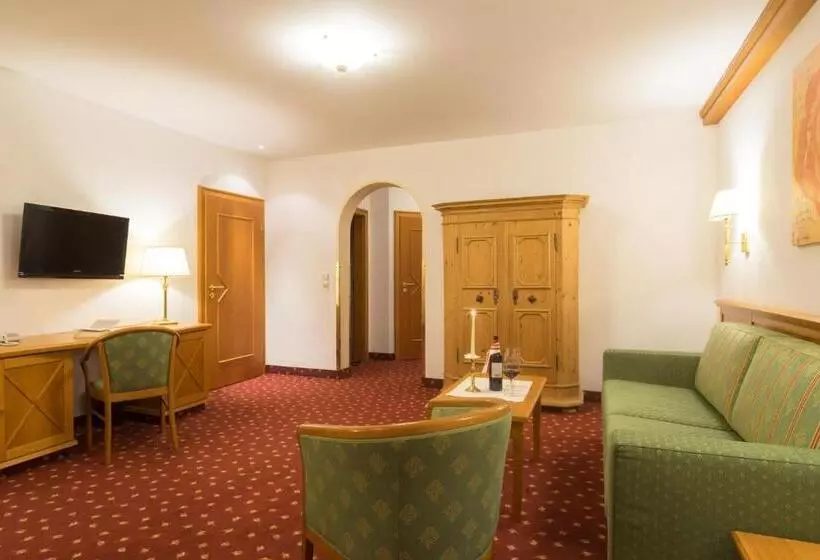 酒店 Der Kleinwalsertaler Rosenhof