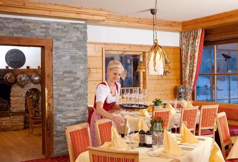 酒店 Der Kleinwalsertaler Rosenhof