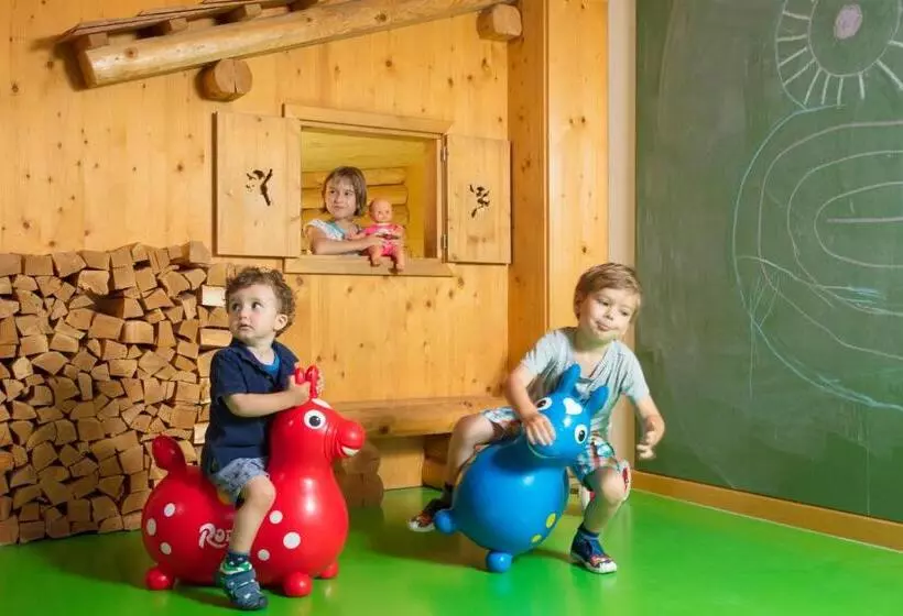 酒店 Der Kleinwalsertaler Rosenhof