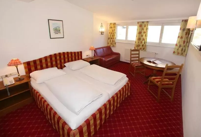 ホテル Lukashansl