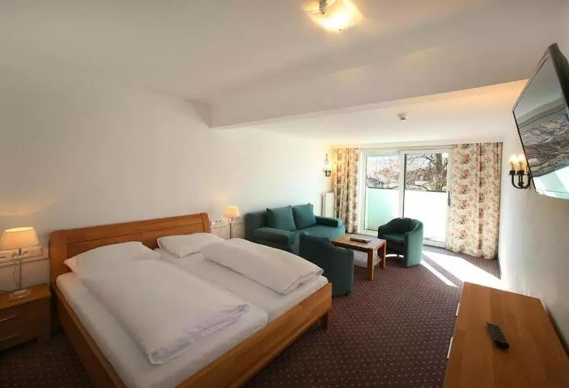 ホテル Lukashansl