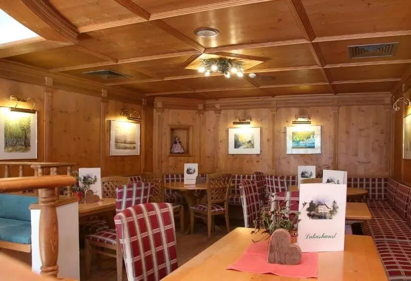 ホテル Lukashansl