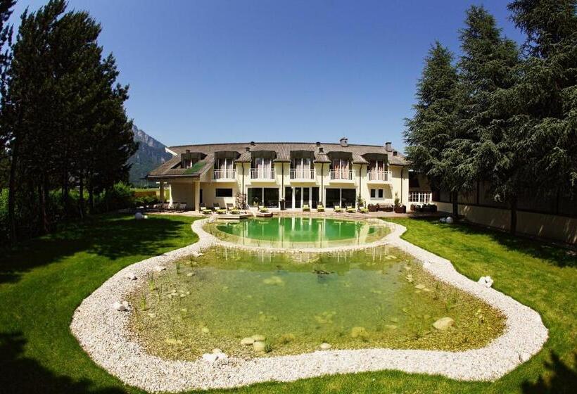 בית מלון כפרי Momentum