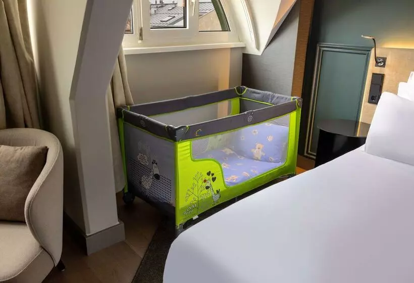 هتل NH Collection Salzburg City