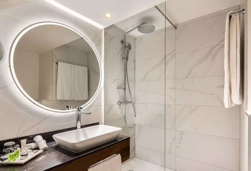 هتل NH Collection Salzburg City