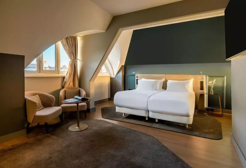 هتل NH Collection Salzburg City