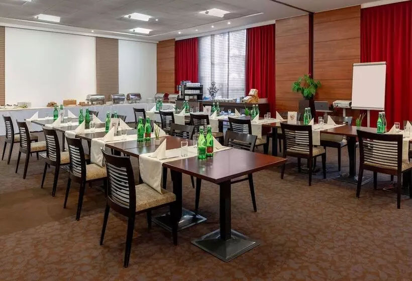 Hotel NH Collection Salzburg City