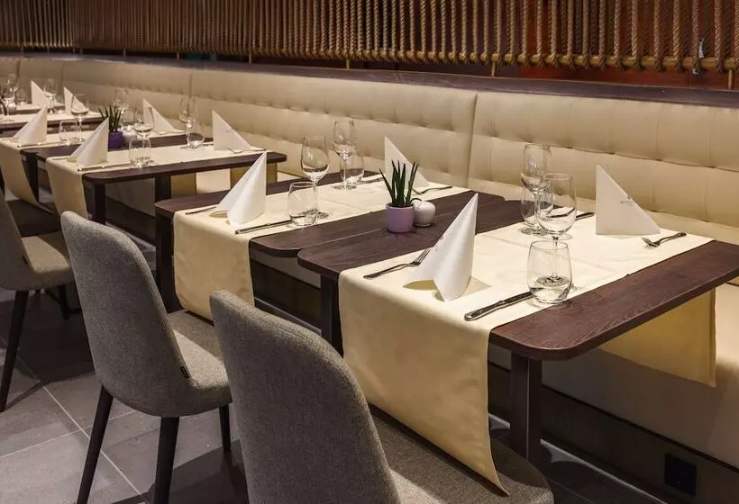 Hotel NH Collection Salzburg City