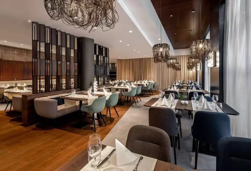 Hotel NH Collection Salzburg City