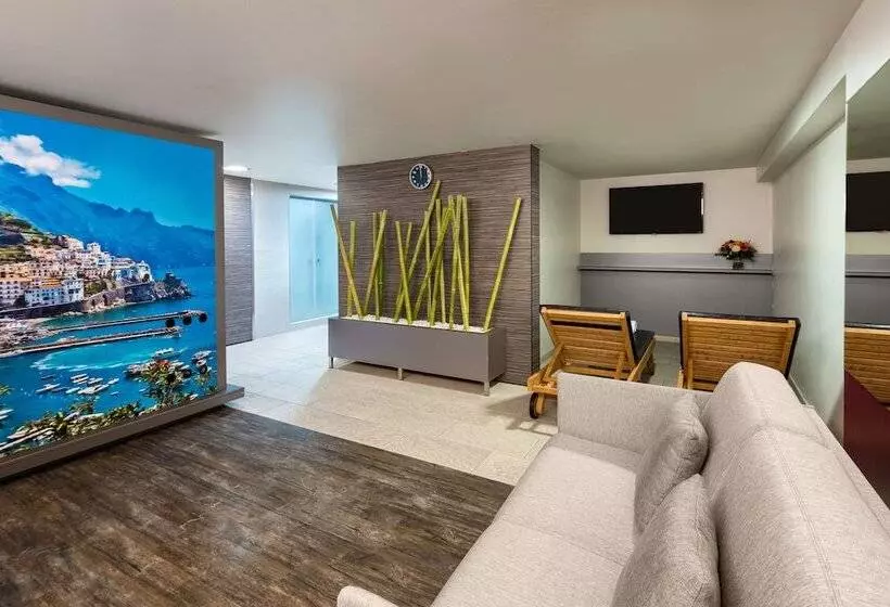 هتل NH Collection Salzburg City