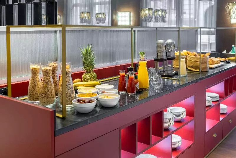 هتل NH Collection Salzburg City