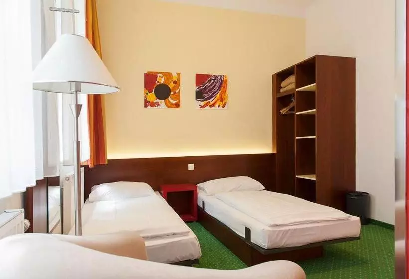 호텔 Pension Stadthalle