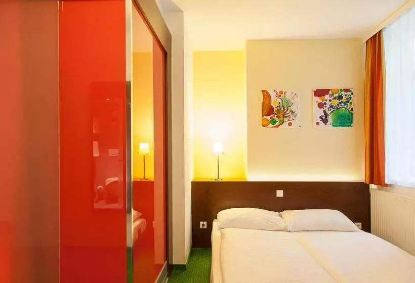 호텔 Pension Stadthalle