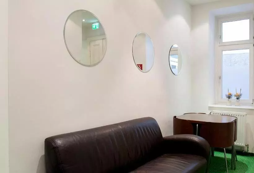 호텔 Pension Stadthalle