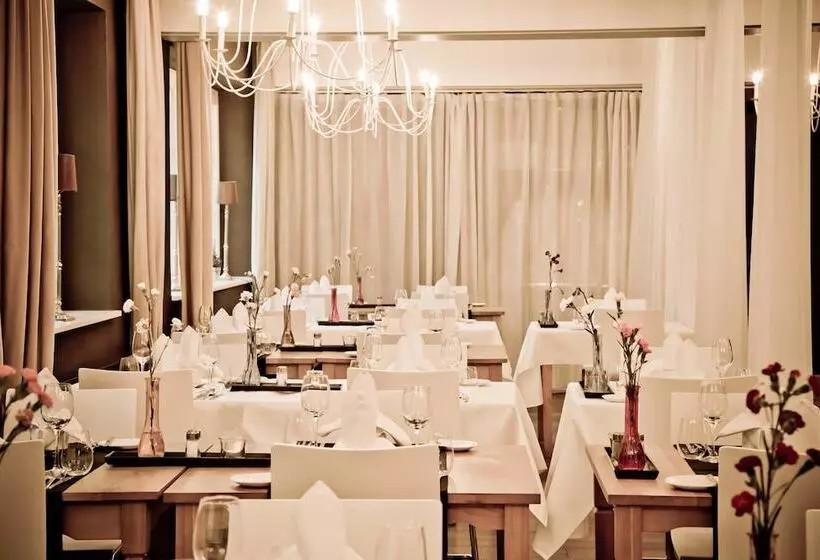 Q! Hotel Maria Theresia