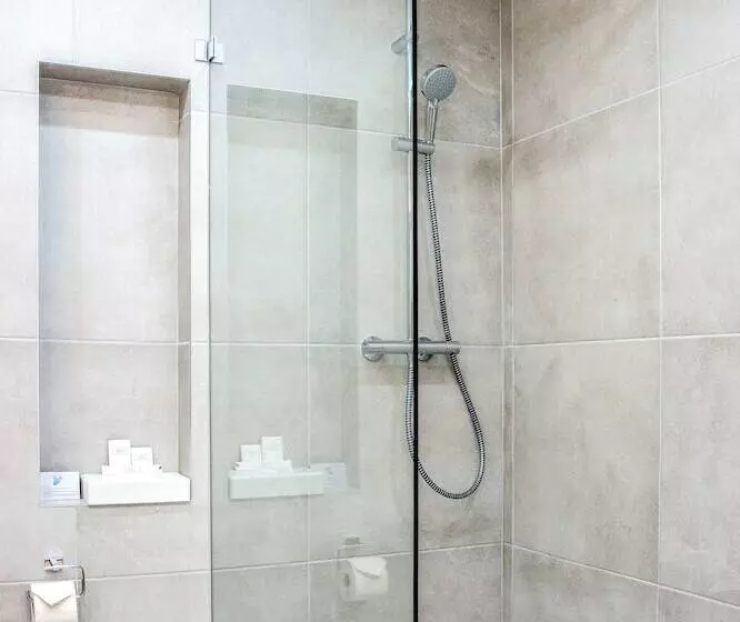 Q! Hotel Maria Theresia