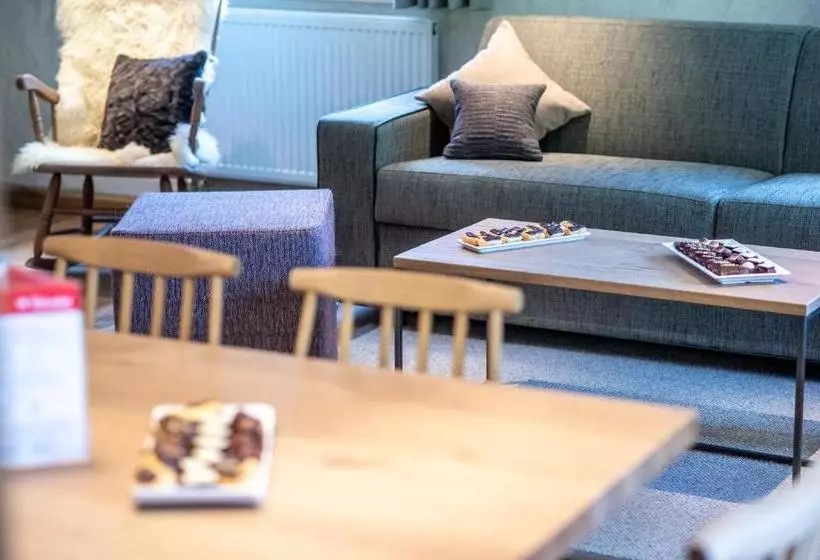 酒店 Der Kleinwalsertaler Rosenhof