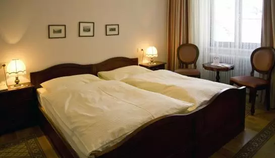 בית מלון כפרי Schwarzer Adler