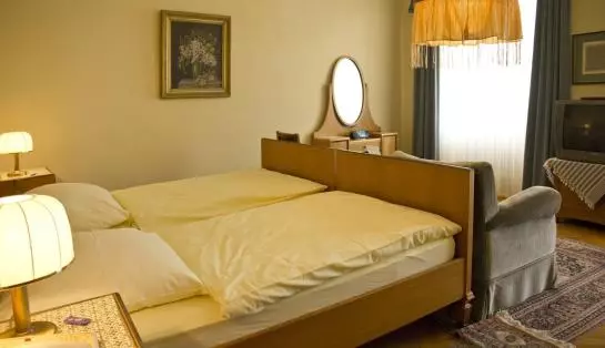 בית מלון כפרי Schwarzer Adler