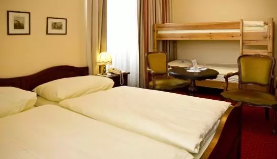 בית מלון כפרי Schwarzer Adler