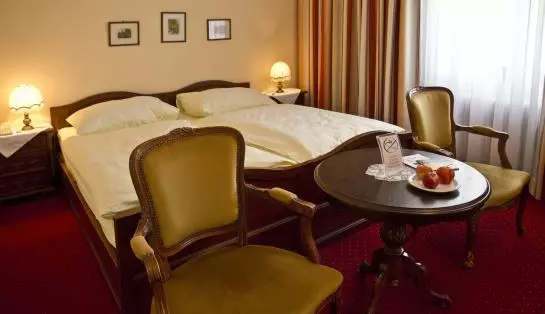 בית מלון כפרי Schwarzer Adler