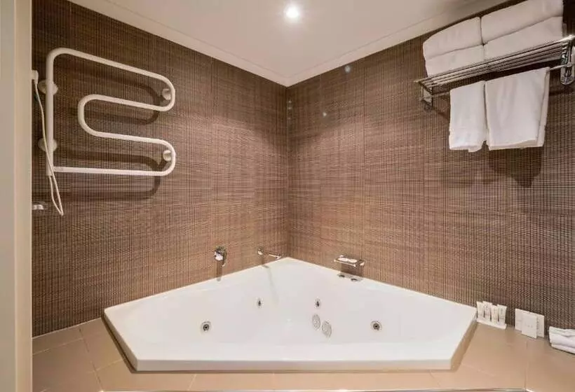 The Terrace Hotel Adelaide