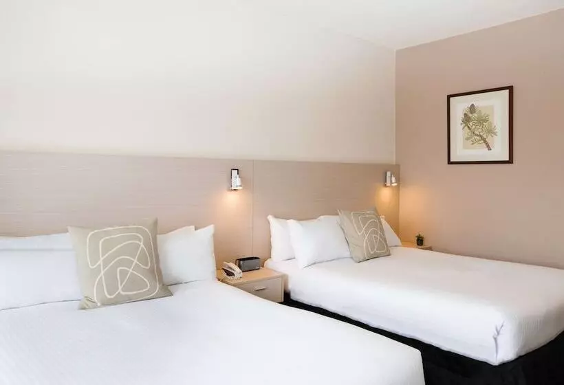 The Terrace Hotel Adelaide