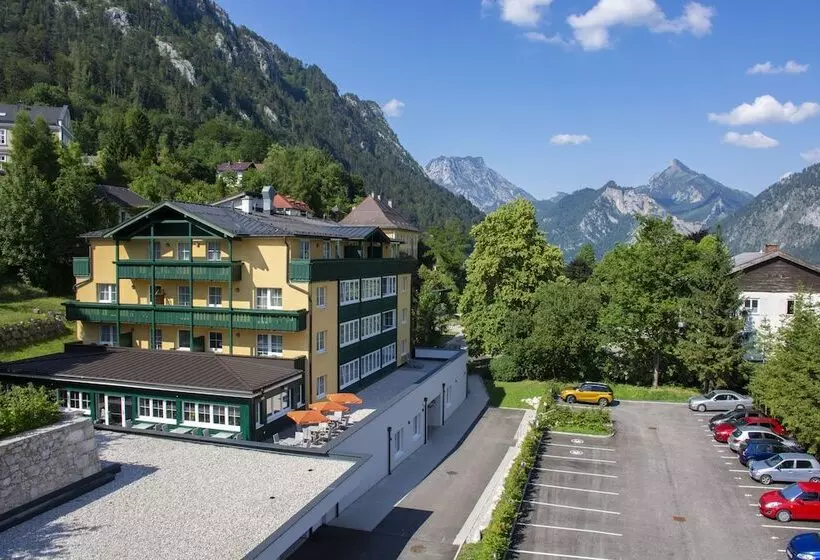 Landhotel Post Ebensee Am Traunsee S