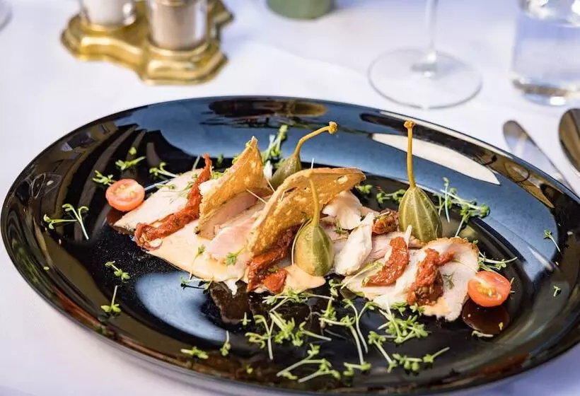 Landhotel Post Ebensee Am Traunsee S