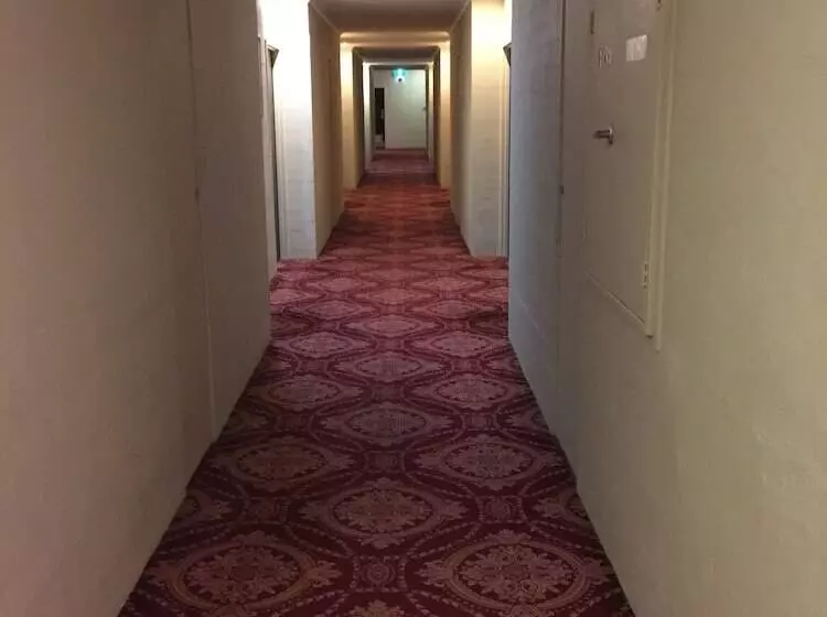 فندق على الطريق Albury Manor House