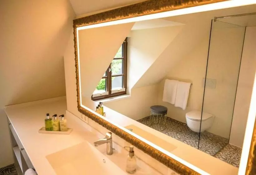 Renaissancehotel Raffelsberger Hof B&b