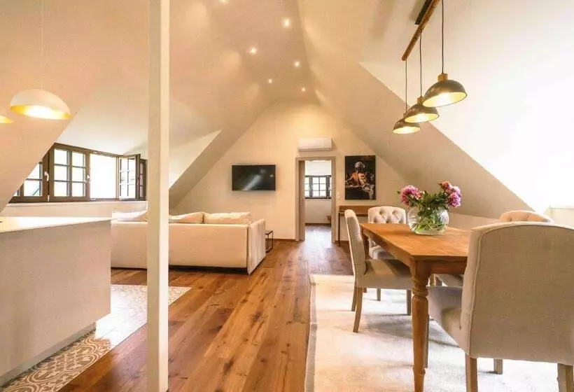 Renaissancehotel Raffelsberger Hof B&b