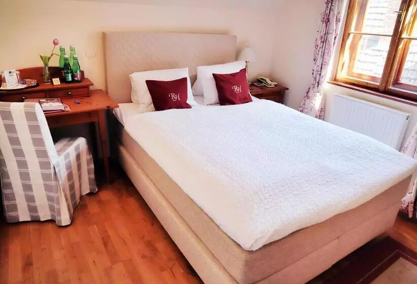 Renaissancehotel Raffelsberger Hof B&b