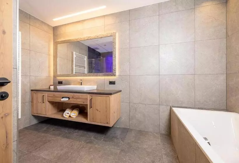 Thermal Badhotel Kirchler