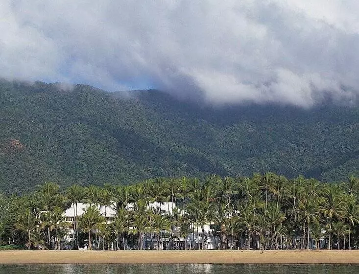 Hotel Alamanda Palm Cove By Lancemore