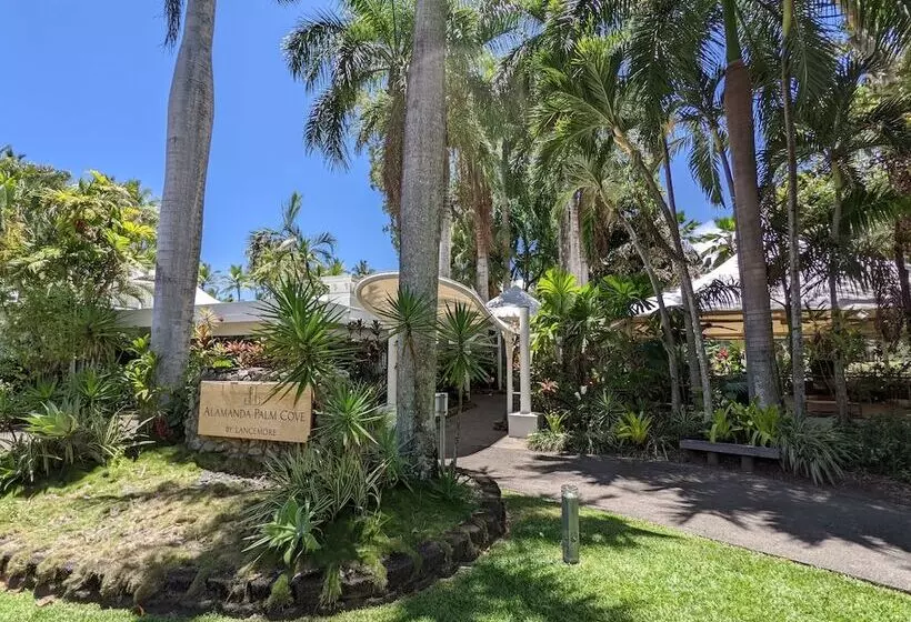 Hotel Alamanda Palm Cove By Lancemore