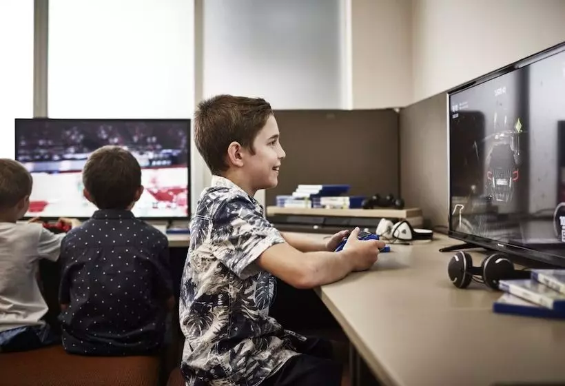 Hotel Alamanda Palm Cove By Lancemore