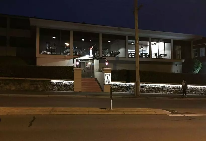 酒店 Commodore Regent