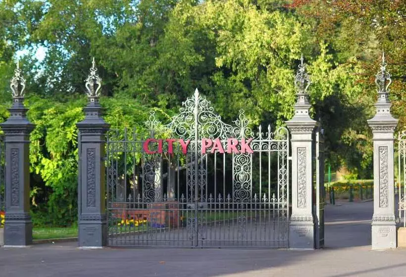 酒店 Commodore Regent