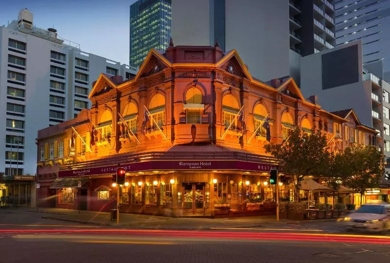 酒店 European